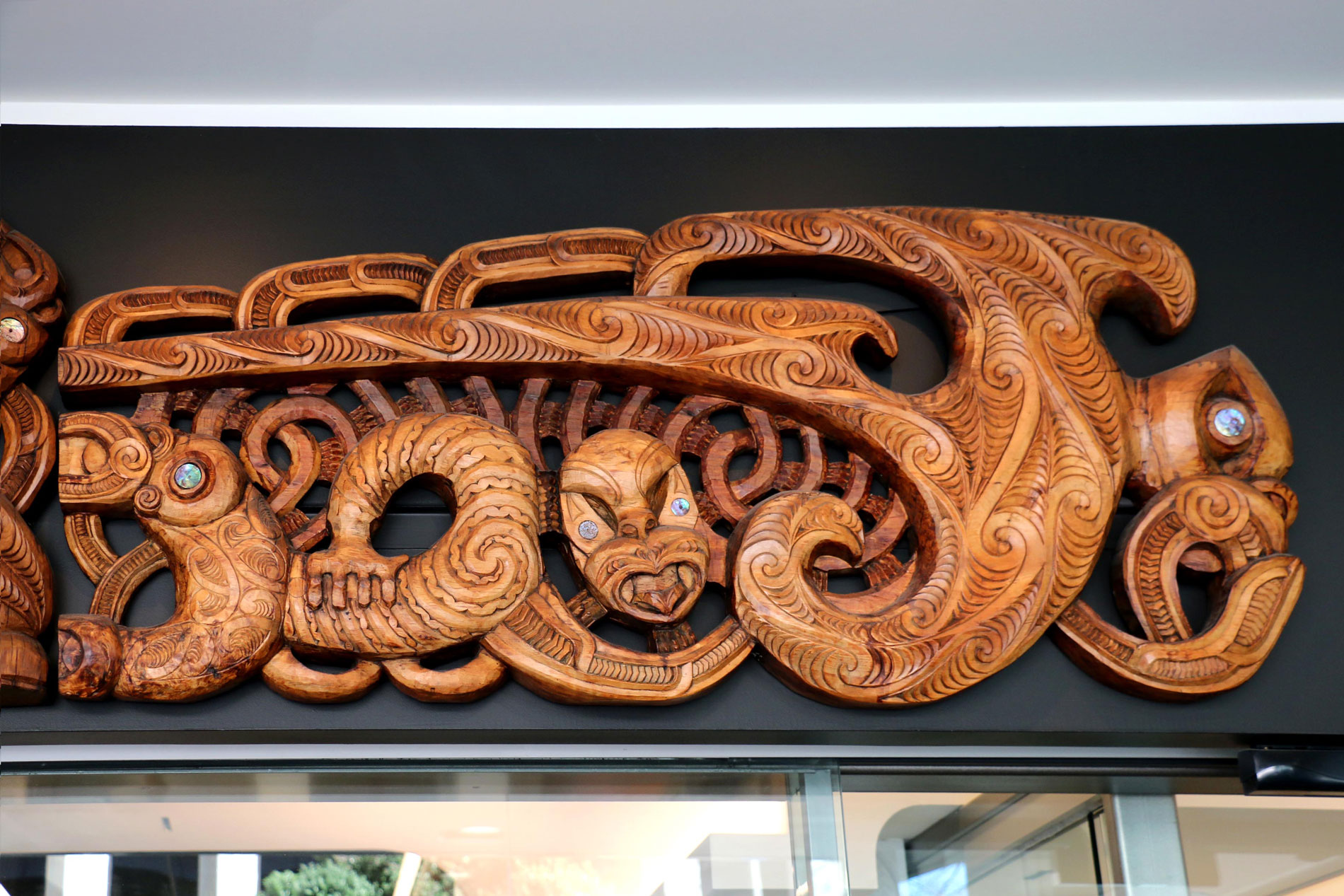 Punatoto carving panel detail