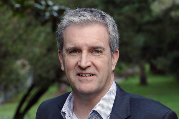 Headshot of Andrew Turner