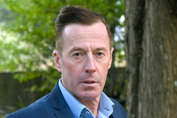 Headshot of Steve Gordon