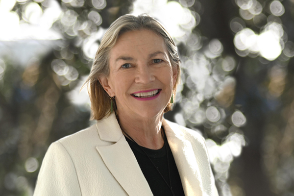 Headshot of Susan Paterson