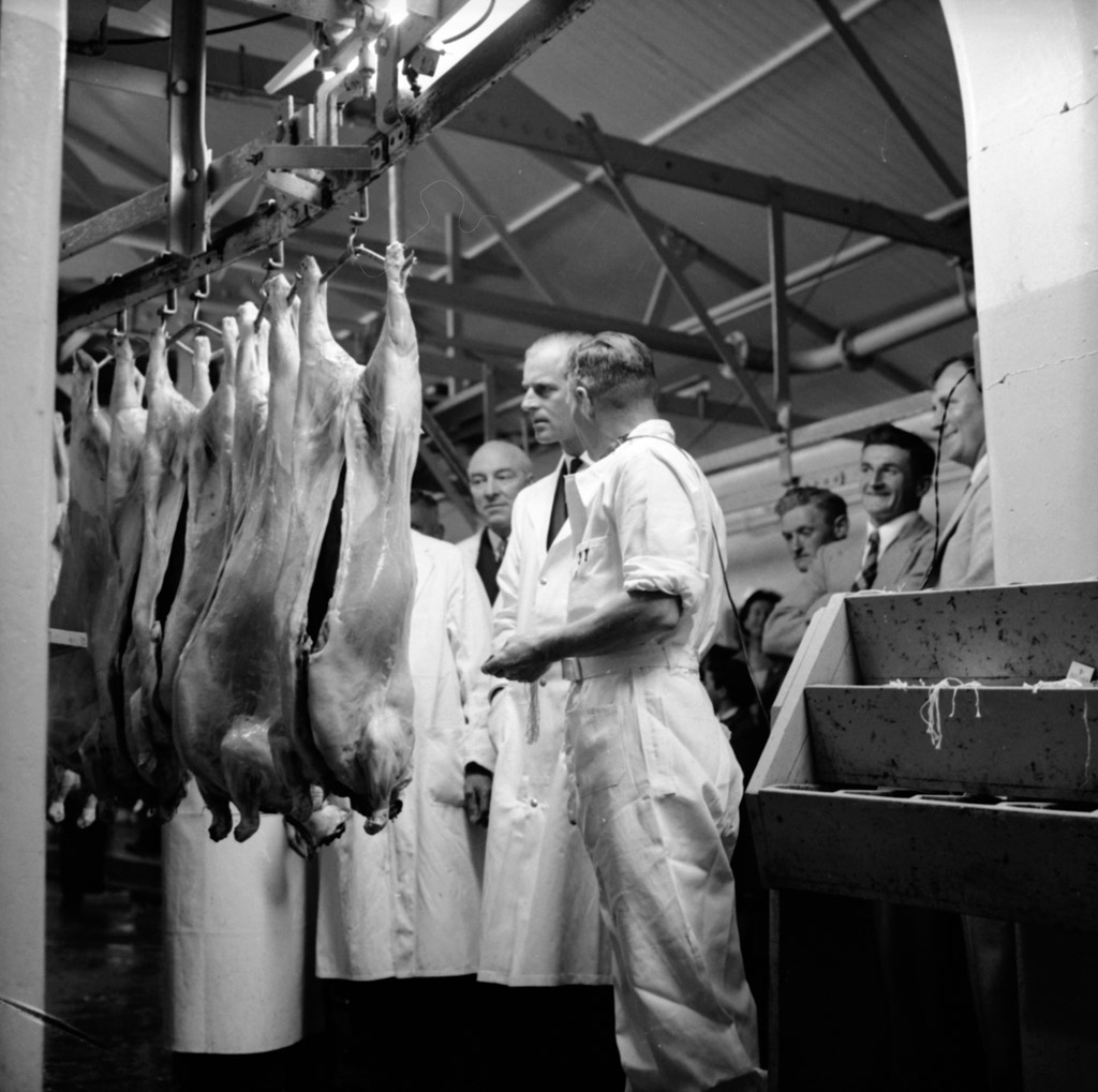 Buyers appraising wool in a Canterbury wool store, c1939